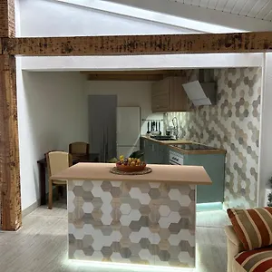 https://casa-la-garachico-tenerife.in-canary-islands.com